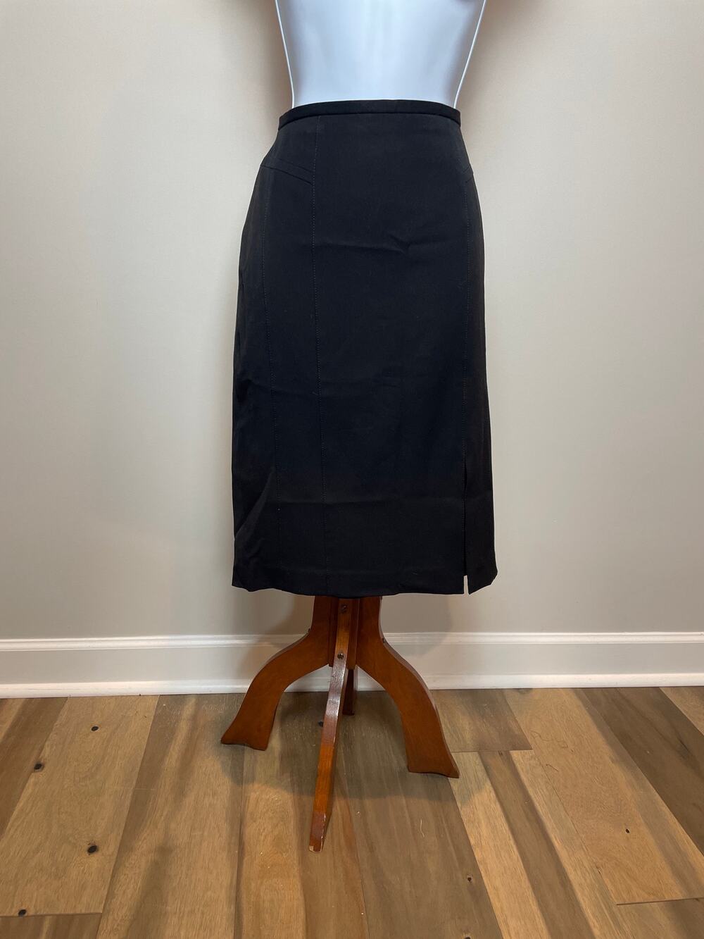 White House Black Market Pencil Skirt Size 4 Black Lined Front Slit